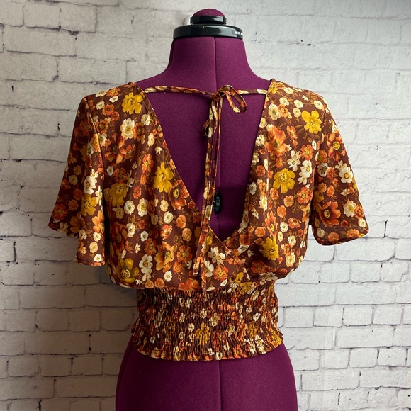 Paper Crane brown, orange and yellow floral blouse size medium - Picture 3 of 5
